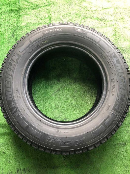 Anvelope Iarna 205/75/16 C Michelin