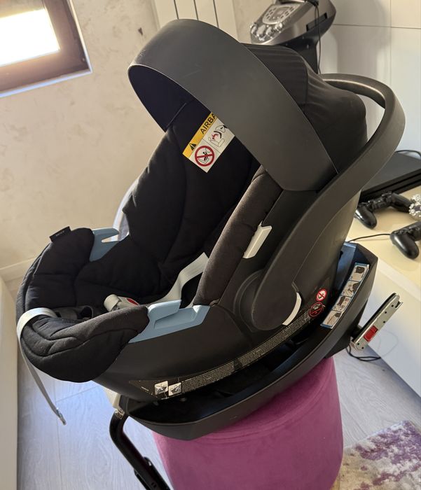 Vand Scoica cybex cu isofix stare perfecta