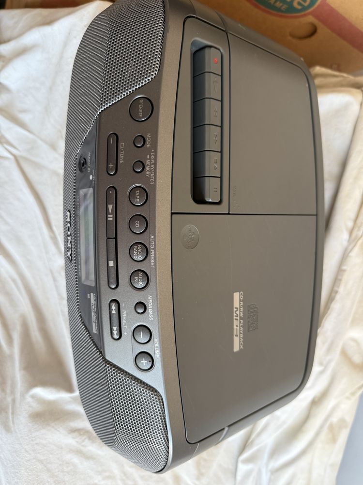 Radio CD MP3 caseta Sony