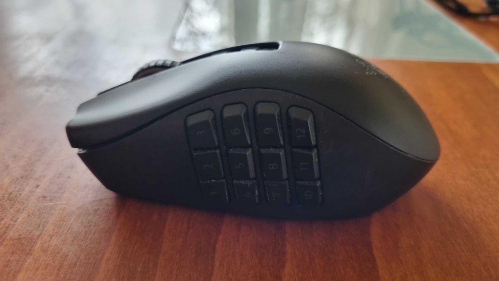 Мишка Razer Naga Pro