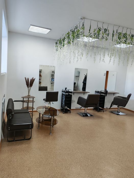 Сдаётся парикмахерская, салон красоты, кресло парикмахера, визажиста.