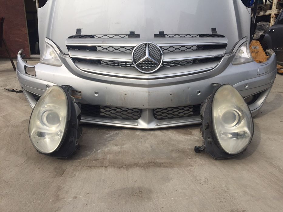 Faruri Xenon Europa Mercedes R.Clas pret 1000 lei buc