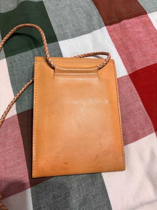 Кожена чантичка за телефон Lapaporter