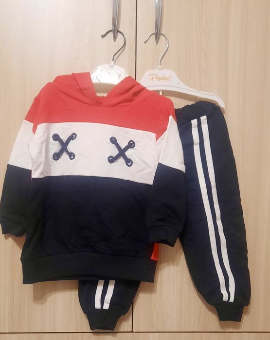 Спортивный костюм новый