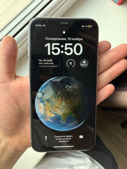 Продам Iphone 11