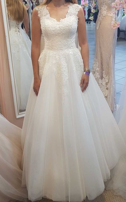 De vânzare: Rochie de mireasă, fără voal - Constanța
