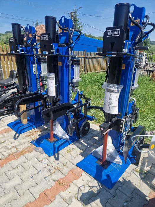 Vând despicator lemne 30 tone/Masina de crăpat lemne 30 tone
