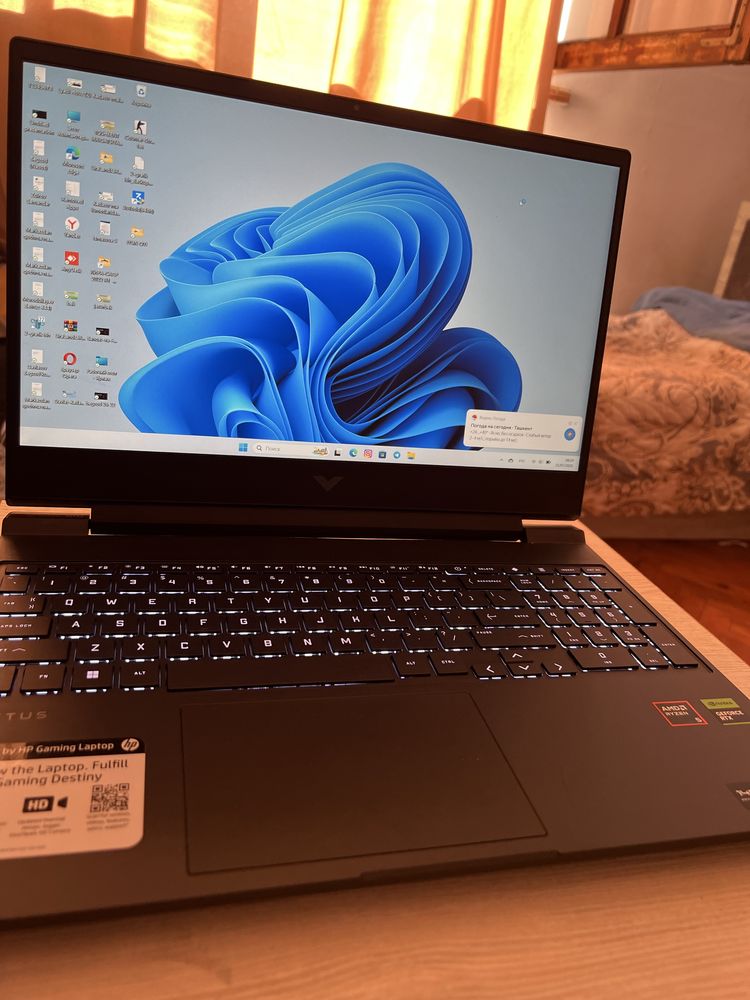 Hp victus 1 qol ishlatlgan hama joyga 100% garantya berladi yangi