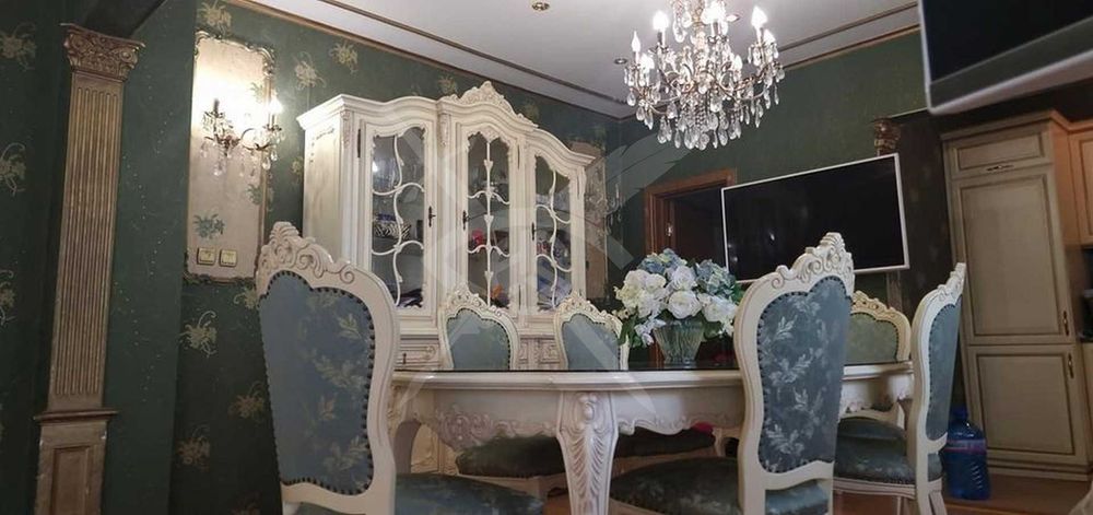 Продава се Четиристаен апартамент в Варна, Център - 150 кв.м за 2367 €/кв.м - Снимка #1