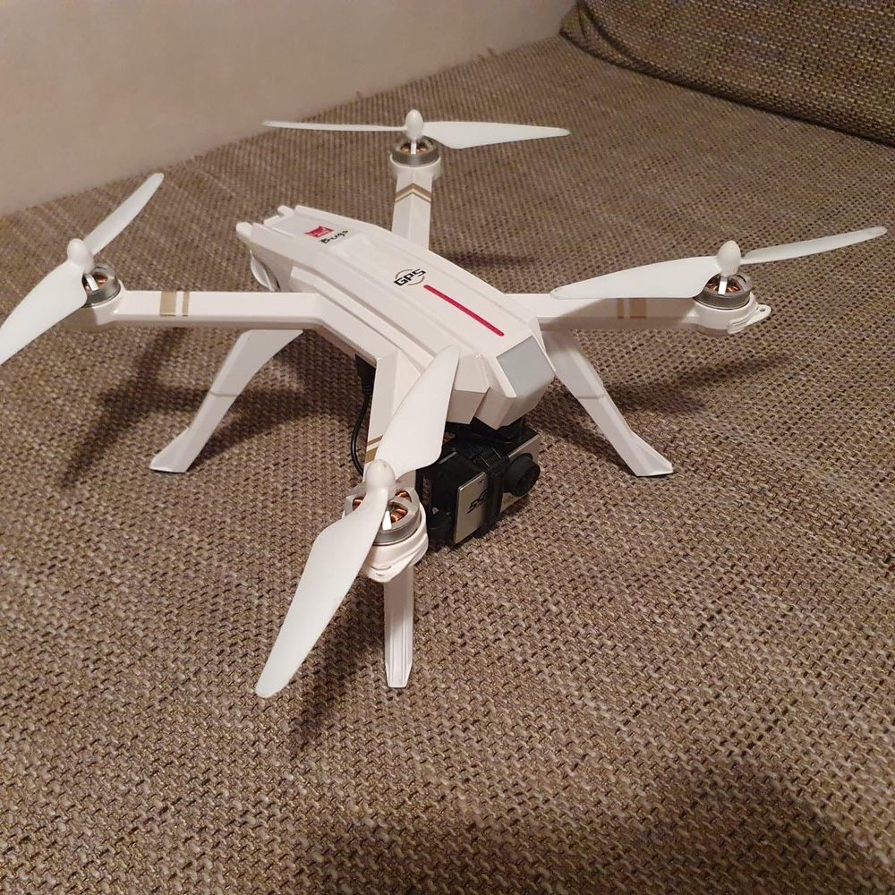 Drona MJX Bugs 3 PRO