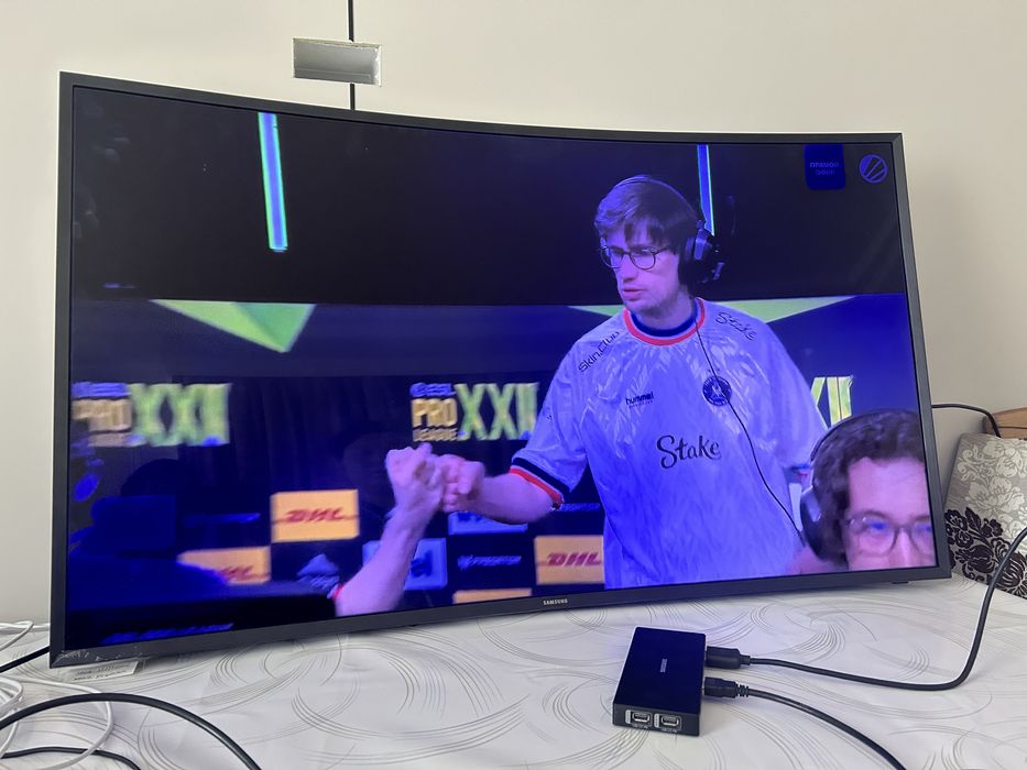 Samsung UE48JU7500U