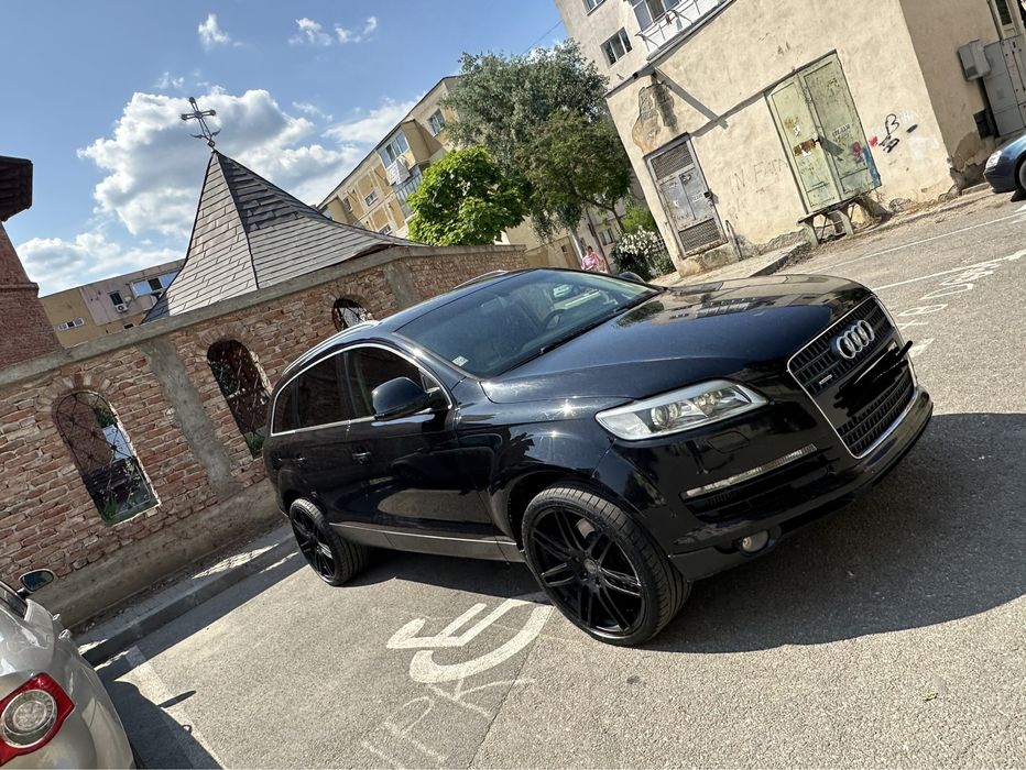 Vand sau schimb Audi Q7