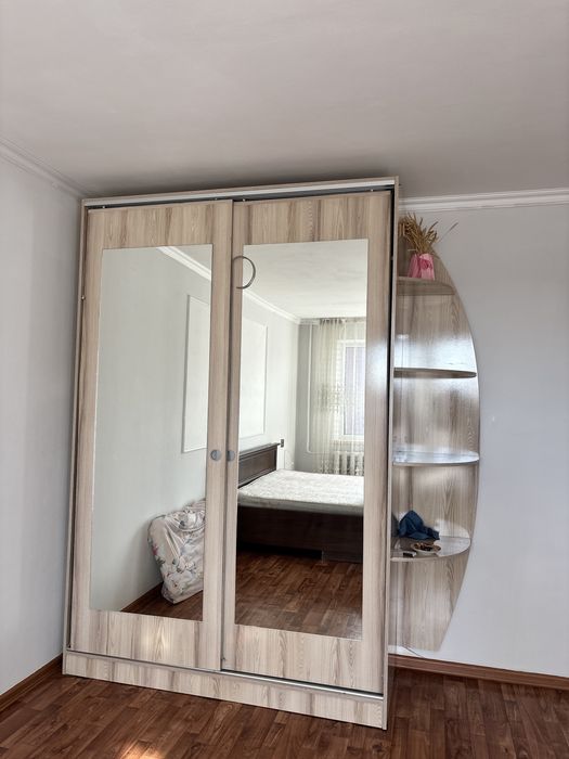 Продам шкаф купе б/у