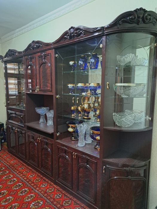 Стенка для гостиной в отличном состоянии