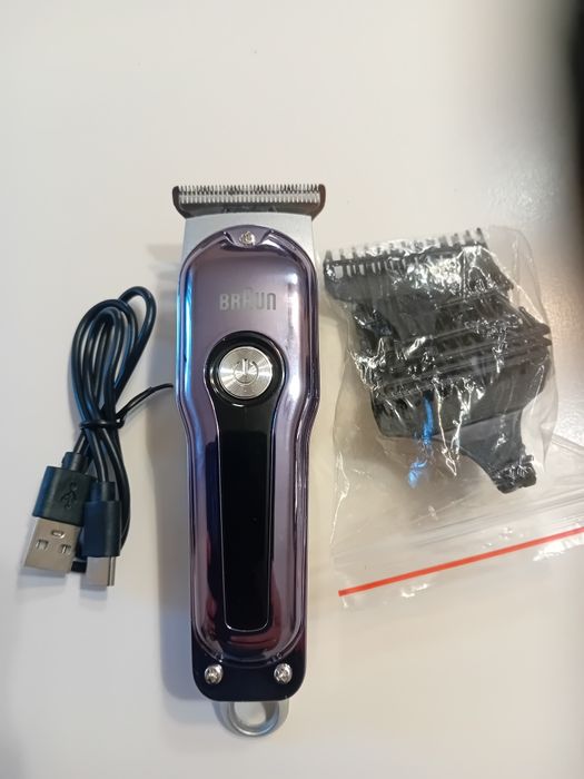 Masina tuns parul si barba.