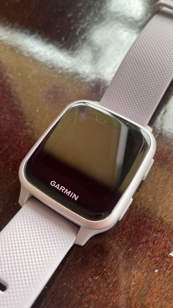 Смарт часовник Garmin venu sq