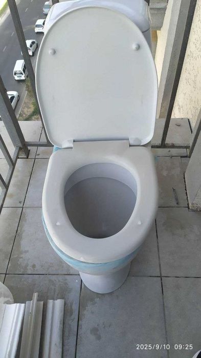 Новый унитаз с крышкой — качественная керамика, недорого!