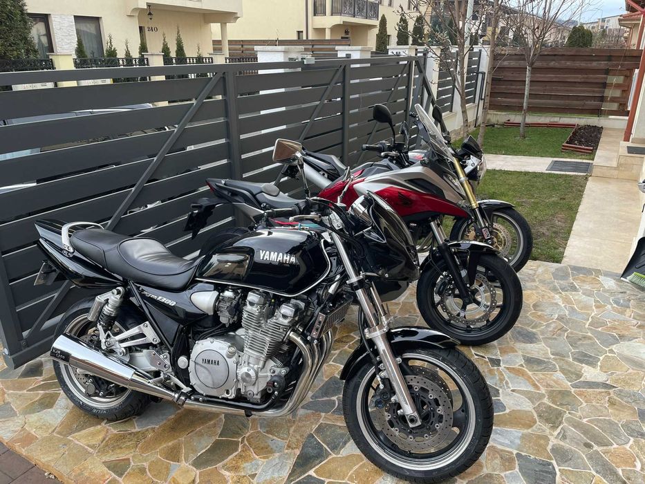 Yamaha XJR 1300 - Impecabila tehnic