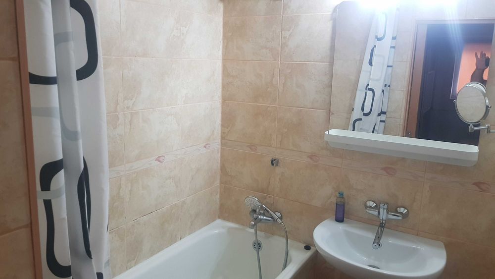 Inchiriere apartament 2 camere Cernauti zona Diham
