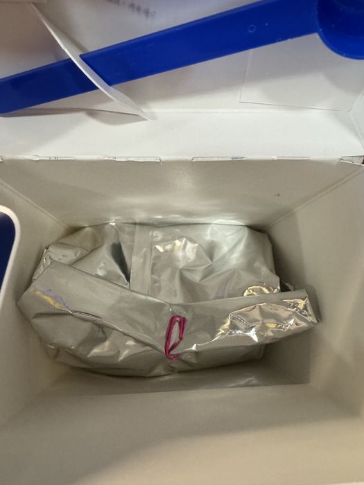 ПОДАРЯВАМ!! Адаптирано мляко HIPP Comfort