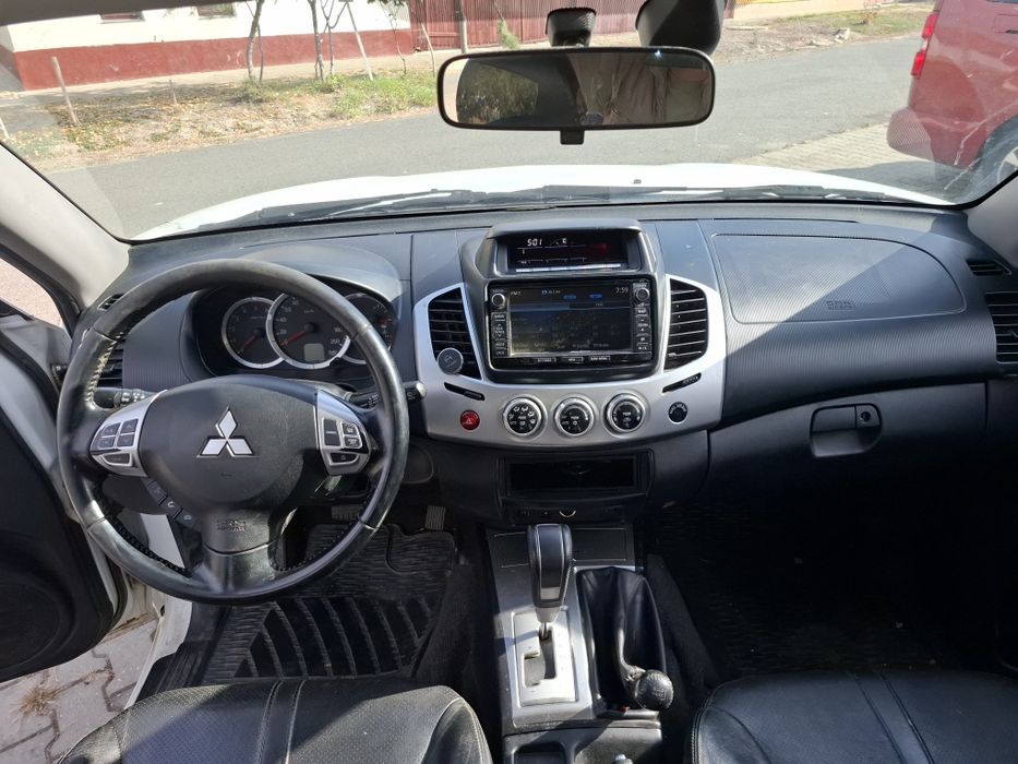 Vând mitsubishi l200 stare buna