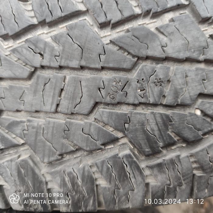 Резина всесезонная Nokian Rotiiva AT