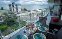 Studio Mobilat- Vedere Lsterală La Mare-Casa Delmar-Comision 0%