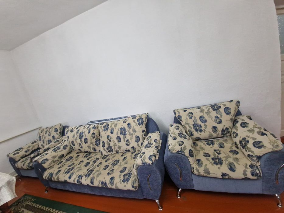 Диван раскладной с кресло