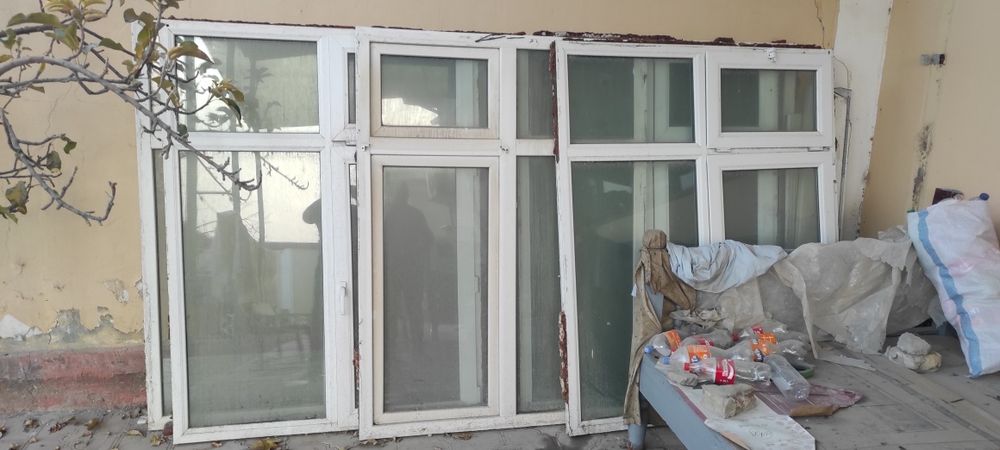 Eskiy akfa romlari sotamiz profillar vitrajlar xam kelishilgan narxda.