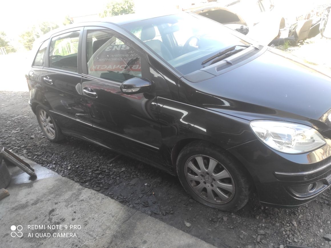 Mercedes B 200 На Части