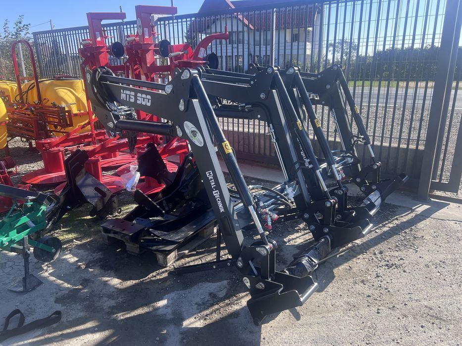 Incarcator tractor u 445  universal 450