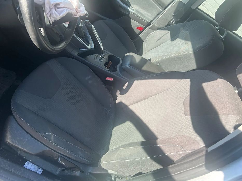 interior scaune ford focus ecoboost