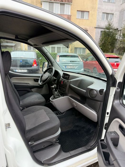 Vând fiat doblo Maxi 2008