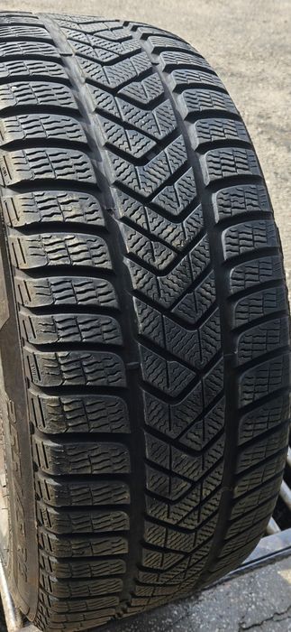 Jante Audi A8 4N model nou A5 A6 iarna 255 45 19 Pirelli 7 mm DOT 2023