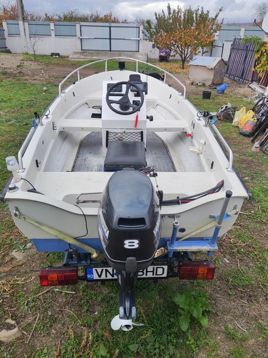 Barca motor SI periodic