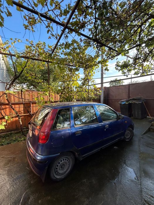 Vând Fiat Punto  1.2 benzina