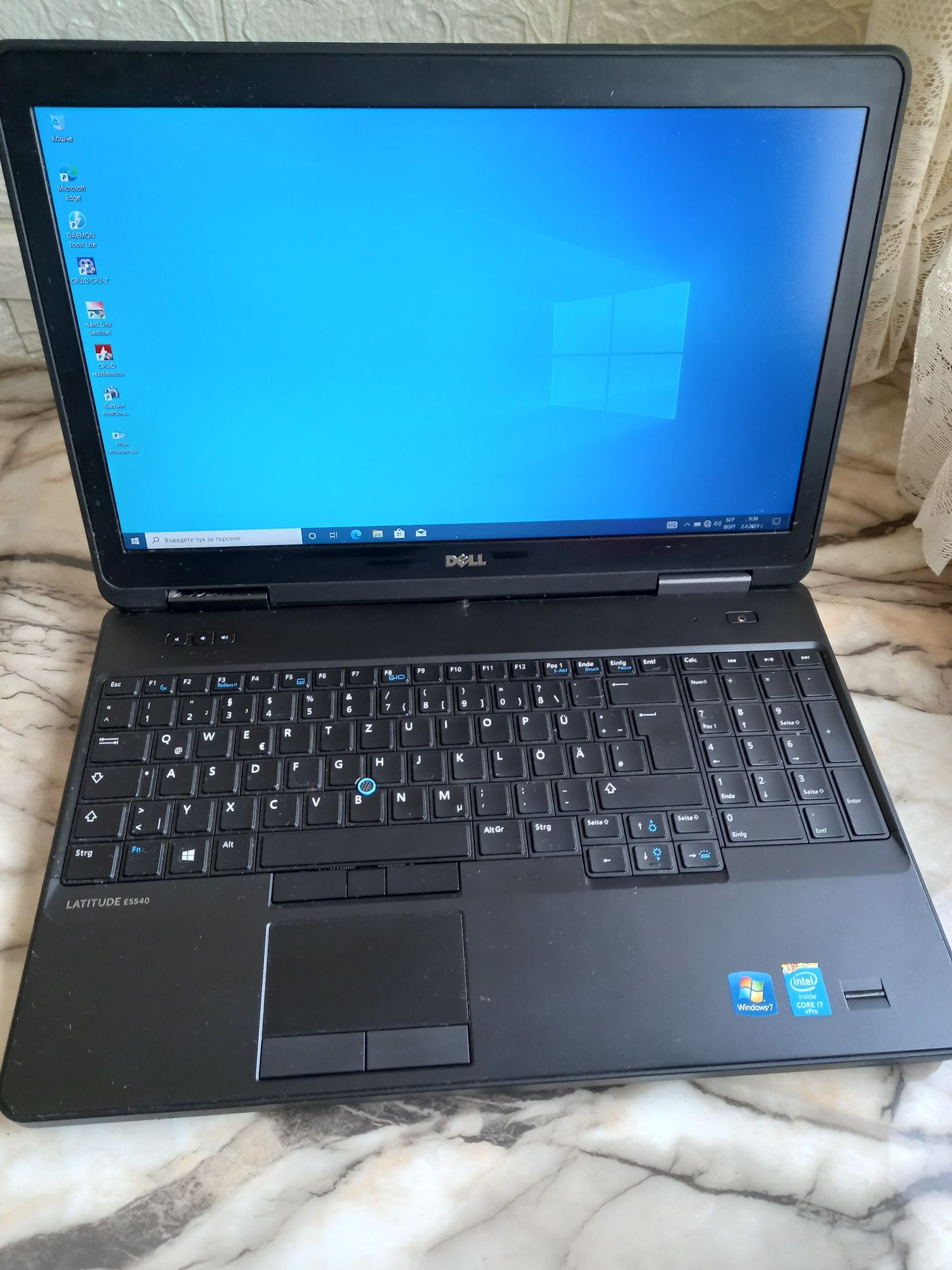 Лаптоп Dell Latitude E5540 15.6 FHD Intel i7-4600M 12gb ssd GT 720M