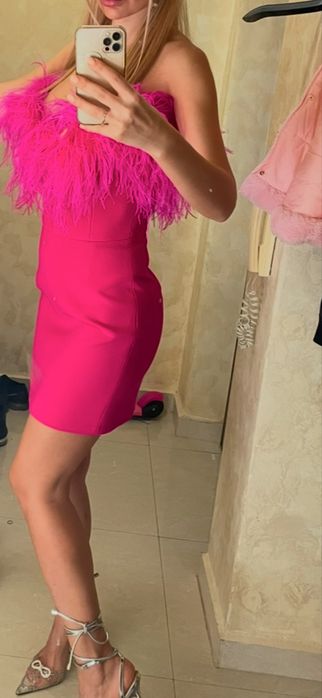 Официална рокля с пера NEW ARRIVALS