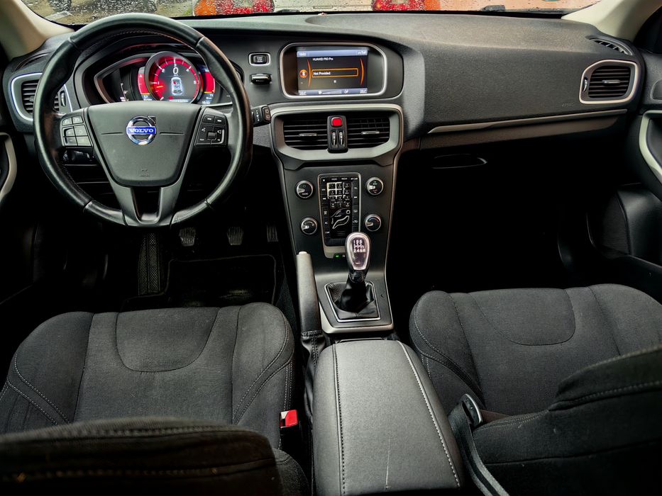 Volvo V40 2.0, 5 Cilindri 150 cp