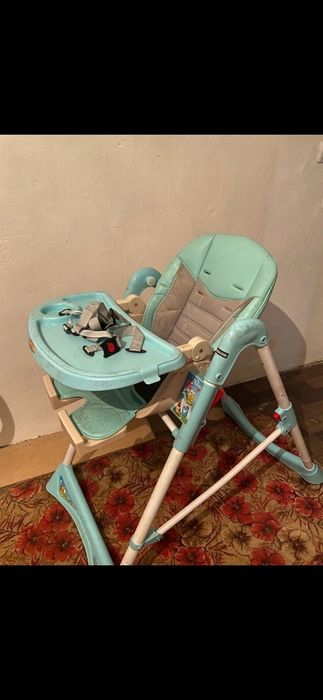 Детский стол для питания еды