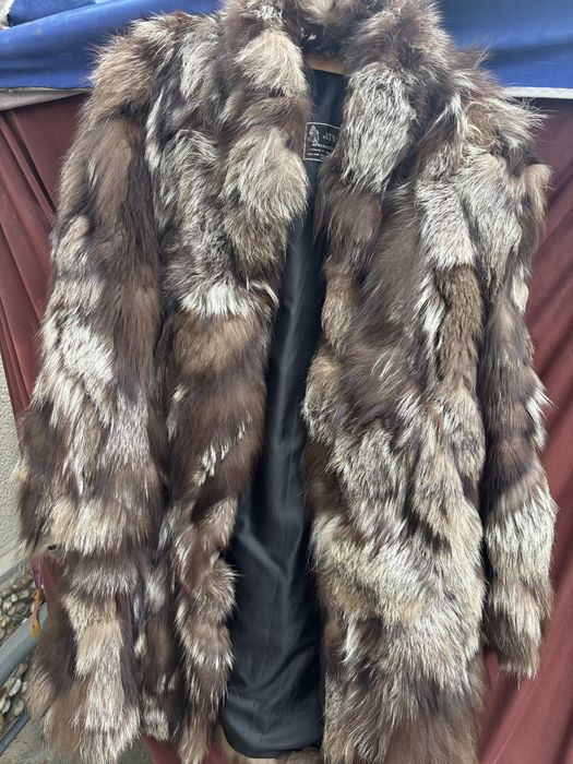 Haina din blana naturala vulpe argintie