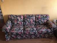 Canapea înflorată