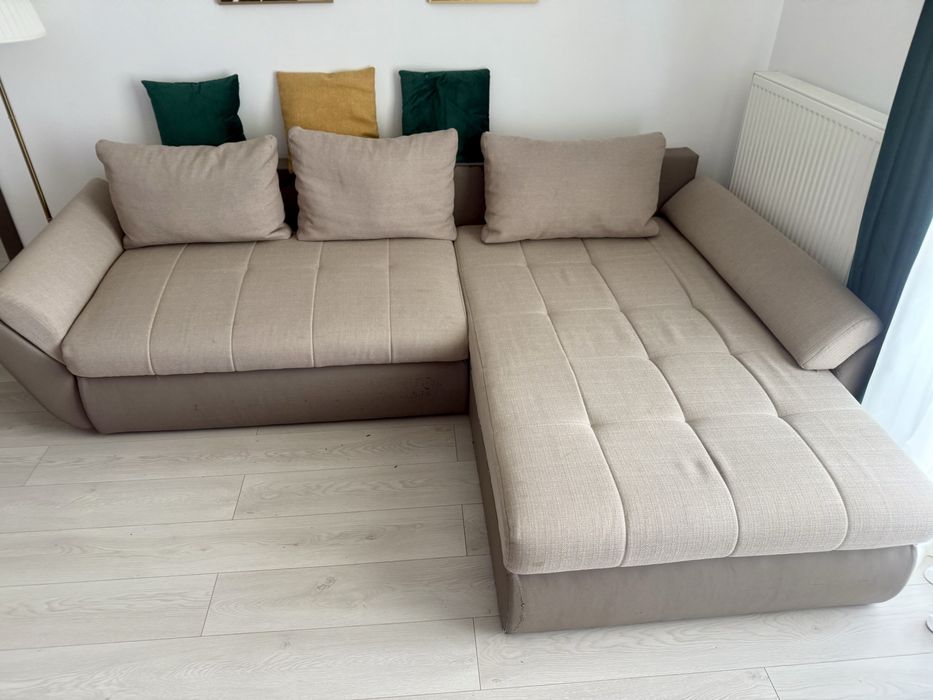 Coltar extensibil Mobexpert cu lada de depozitare 270x185 cm