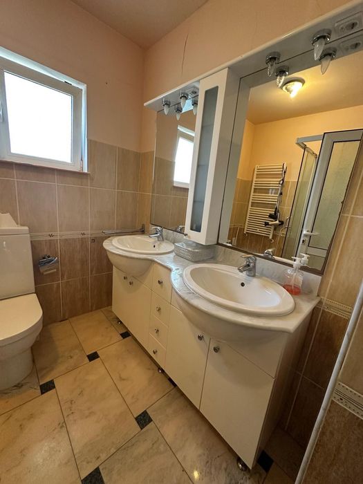 Mobilier pentru baie, + chiuvete