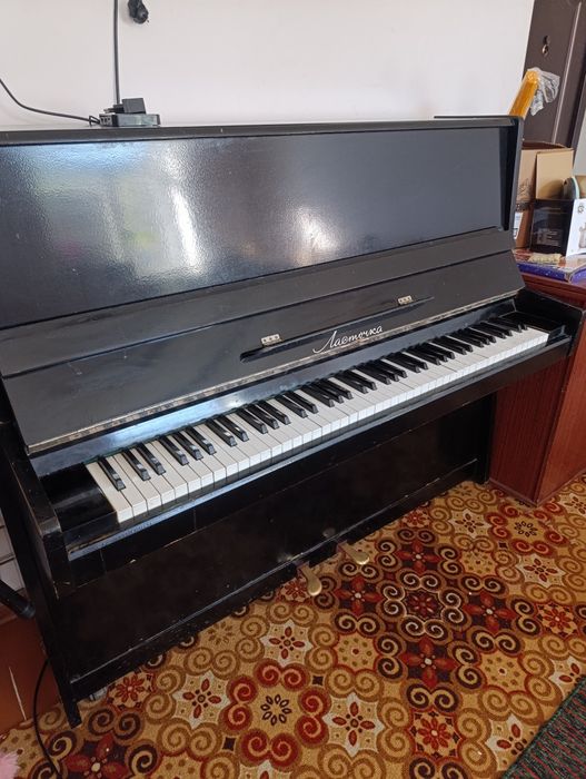 Продается пианино