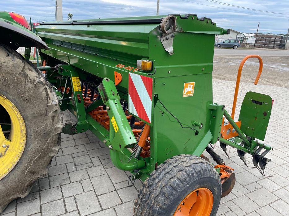 Semanatoare paioase Amazone D9-40