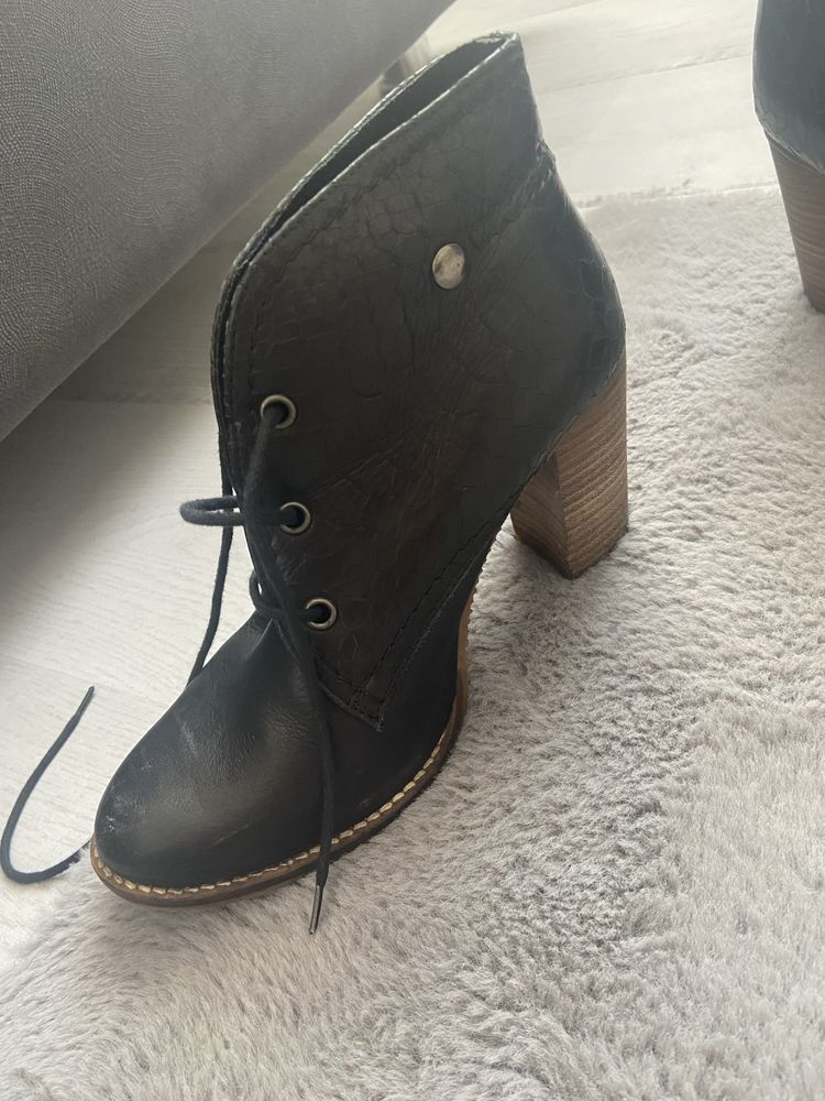 Botine de piele cu toc
