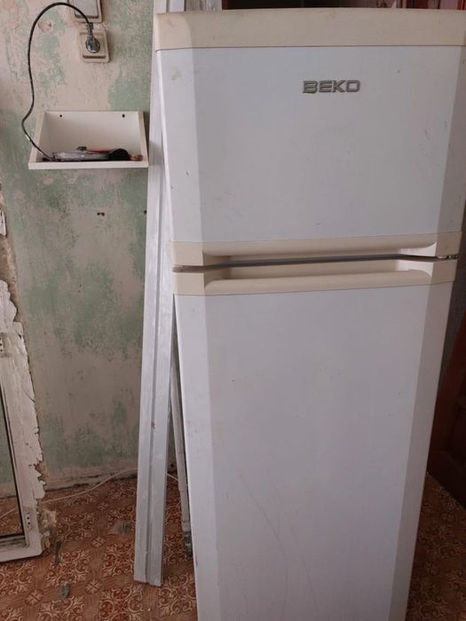 Продам холодильник