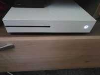 Xbox one s 500 GB