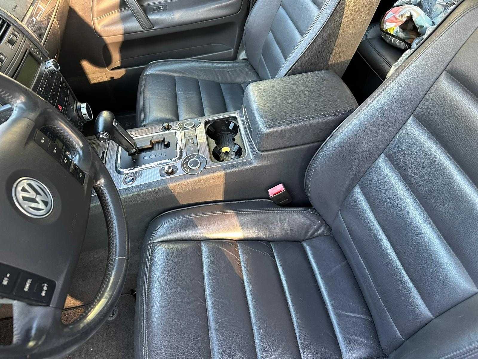 Volskwagen Touareg 2004 V6 benzină, 220cp, 108 154 km, unic proprietar